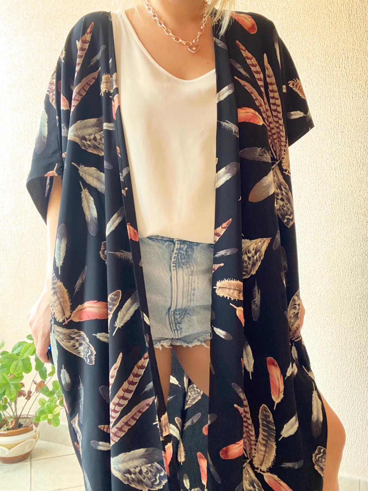 Black feathers kimono