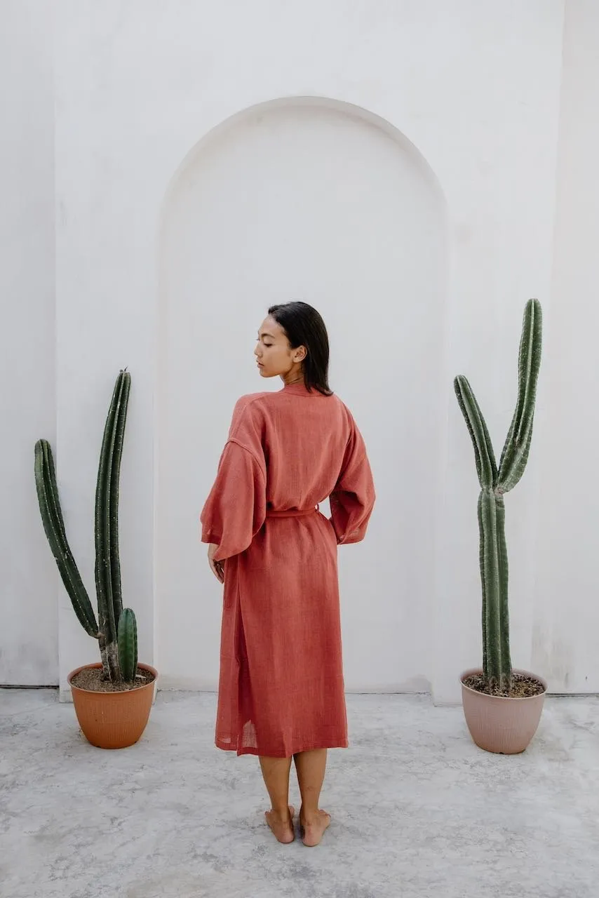 RED KIMONO